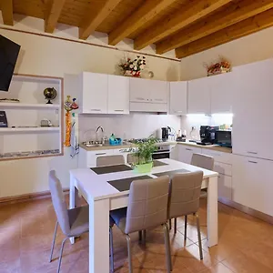 Cav Motteno Holiday home Mandello del Lario