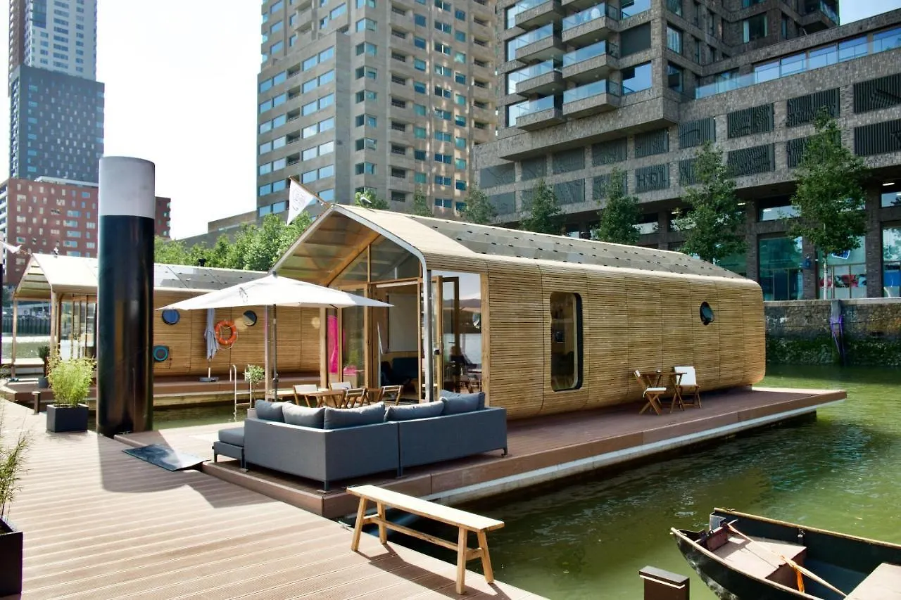 Wikkelboats At Floating Rotterdam Rijnhaven Villa