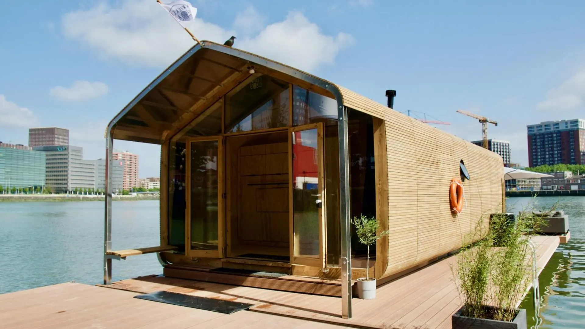 Wikkelboats At Floating Rotterdam Rijnhaven Villa 0*,  Netherlands
